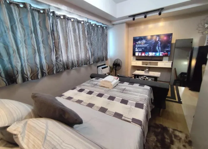 Hotel Monte Carlo Lounge Two Manila