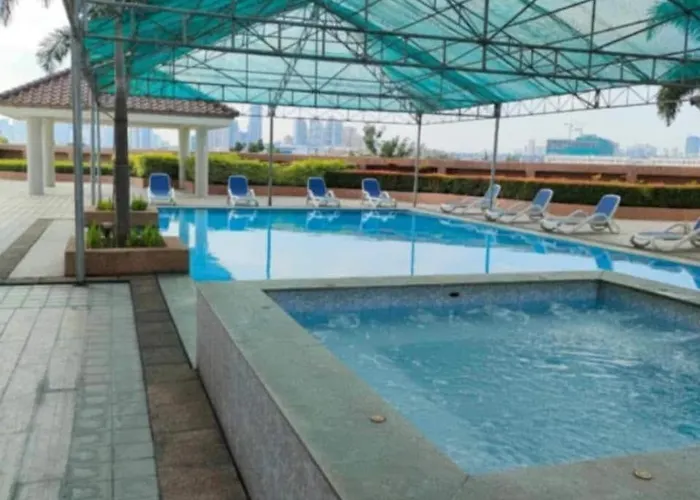 Monte Carlo Lounge Two Hotel Manila