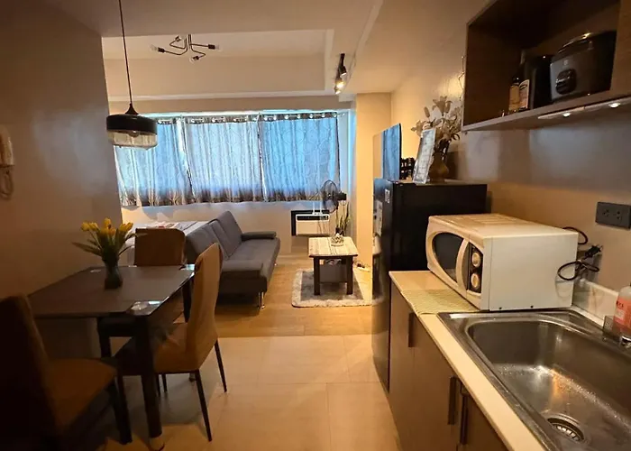 Monte Carlo Lounge Two マニラ市